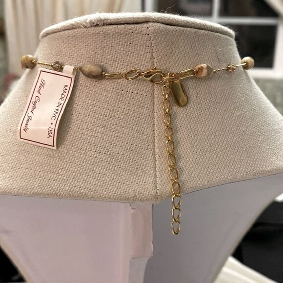 Dabby reid two tone cream taupe faux stone Leif gold crystal gold color chain - Picture 3 of 3